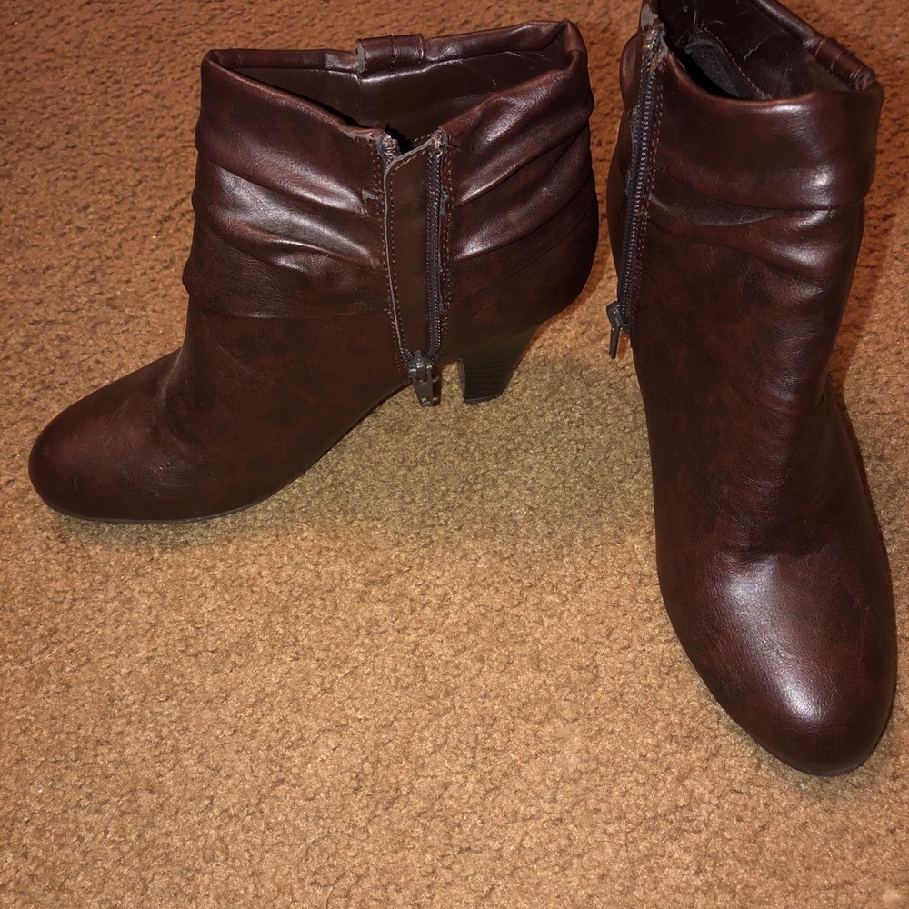 Ladies brown booties